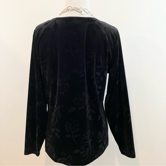 Long Sleeve Black Velvet with Embossed Roses - Picture 6 of 7